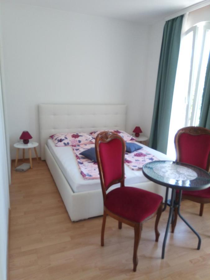 Ana Rooms Крк Екстер'єр фото