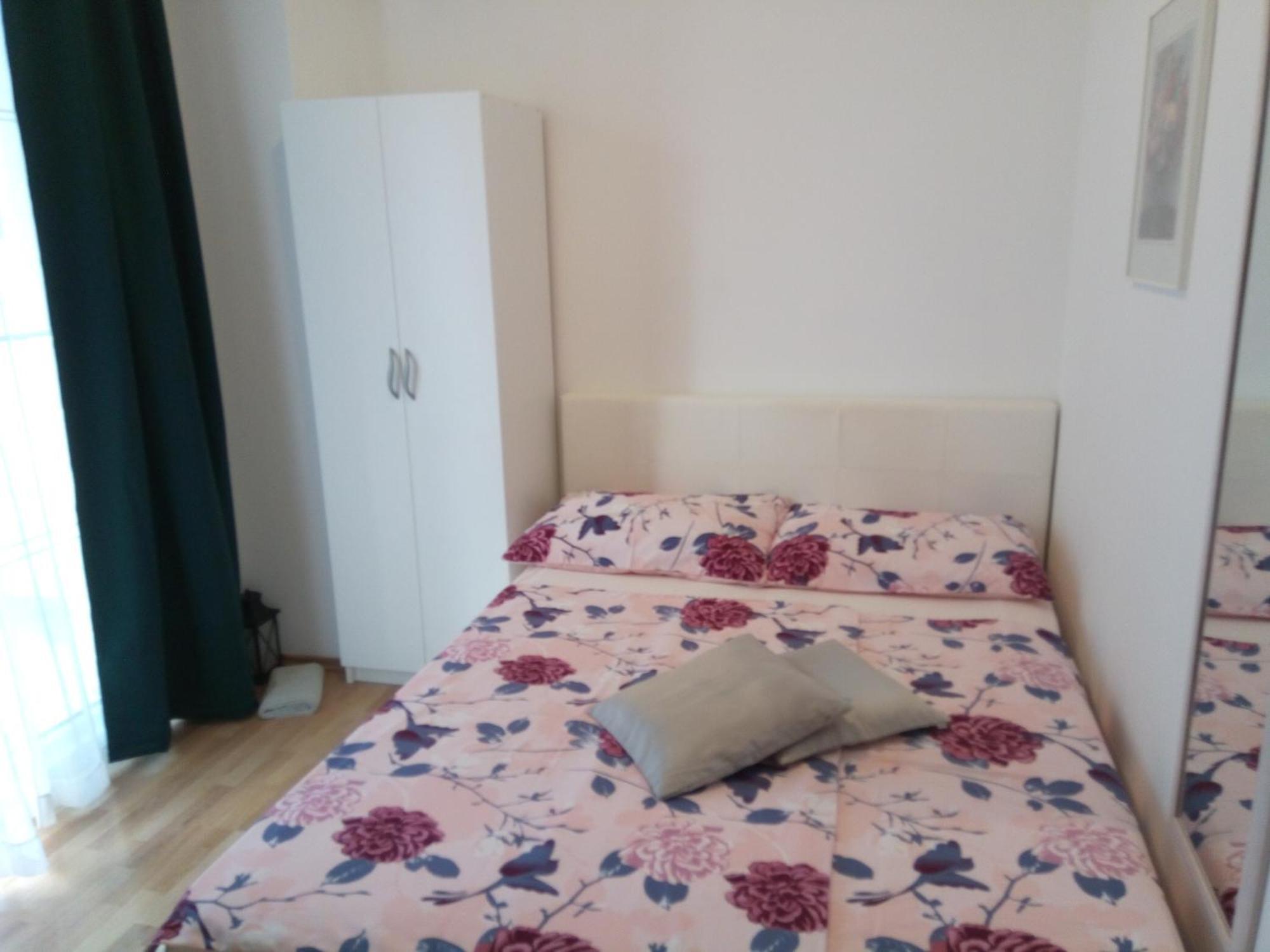 Ana Rooms Крк Екстер'єр фото